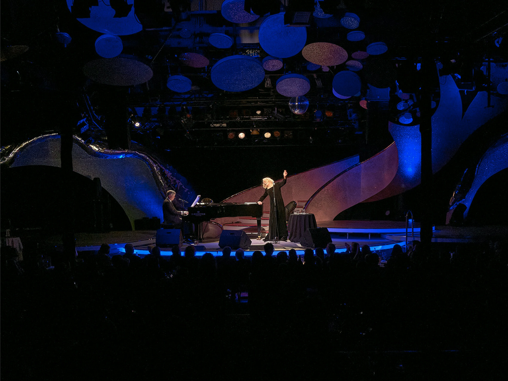 georgette-dee-desktop-header