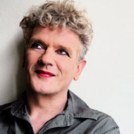 Porträtaufnahme von Georgette Dee